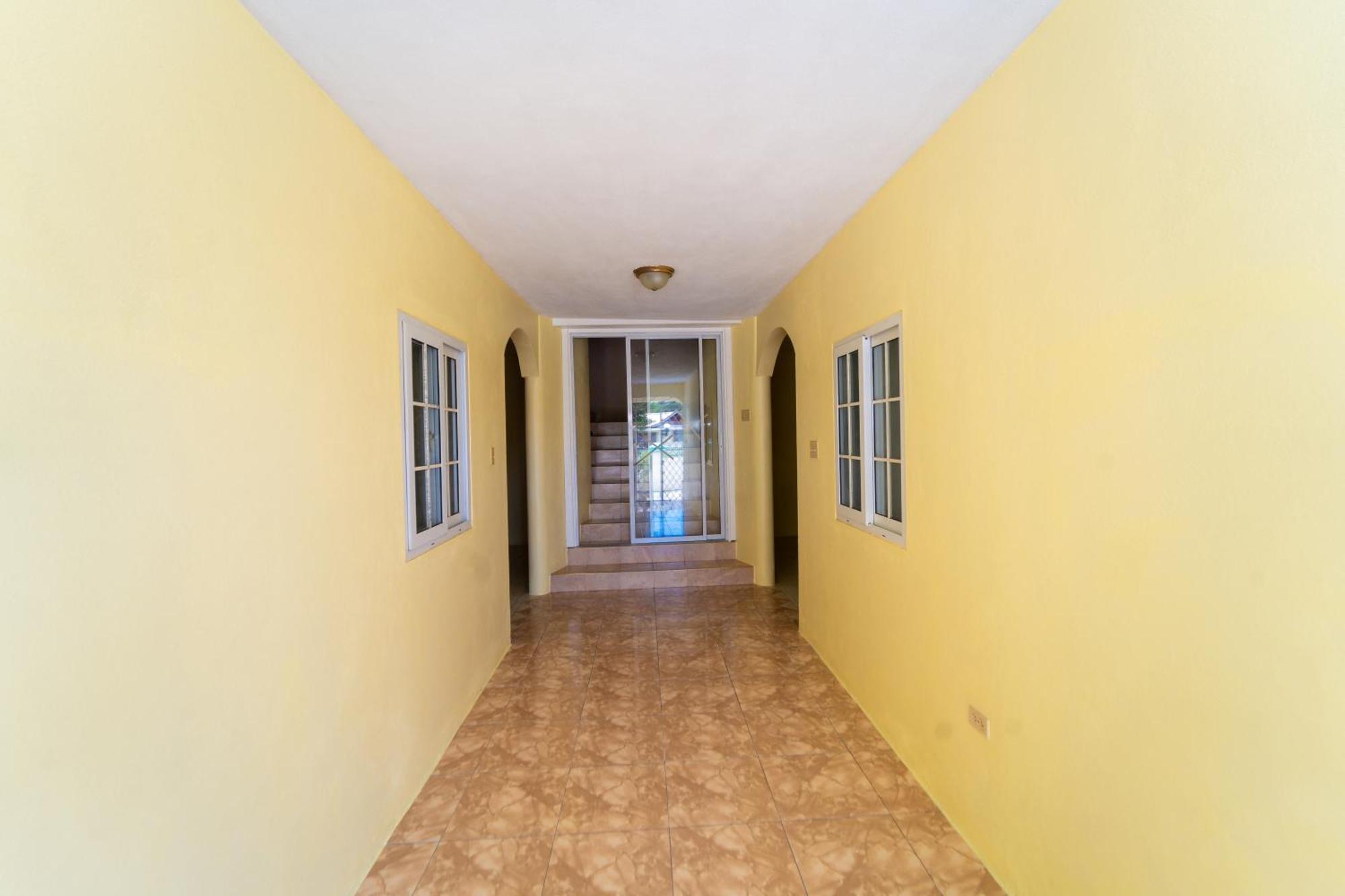 Private Rooms In Runaway Bay Home - Walk To The Beach Buitenkant foto